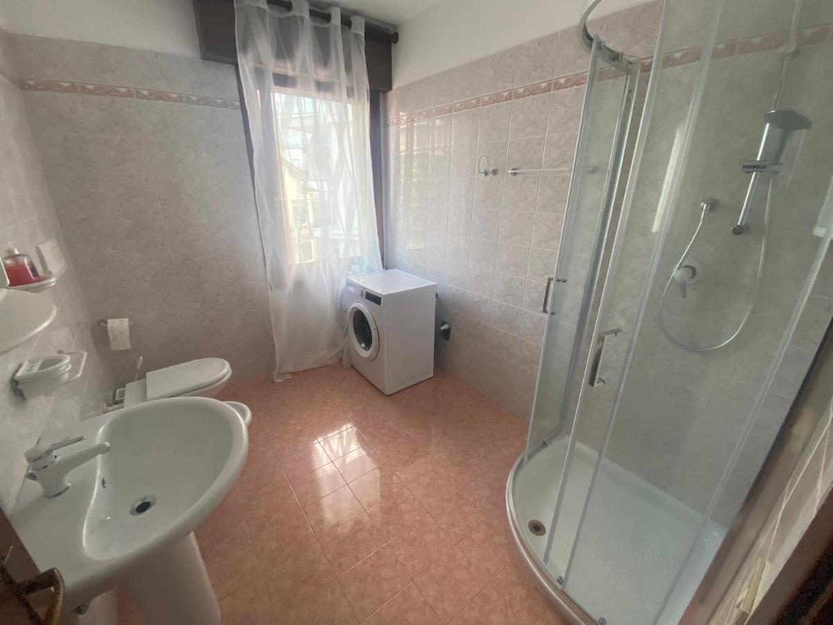 Apartment Cek *
